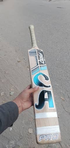 CA 7000 KNOCKED BAT