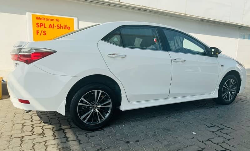 Toyota Corolla Altis 2019 6