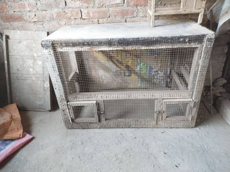 Cage for hen heavy weight wooden cage 0