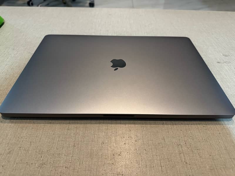 Apple MacBook Pro 16” | Late 2019 | Core i9 Octa Core 1