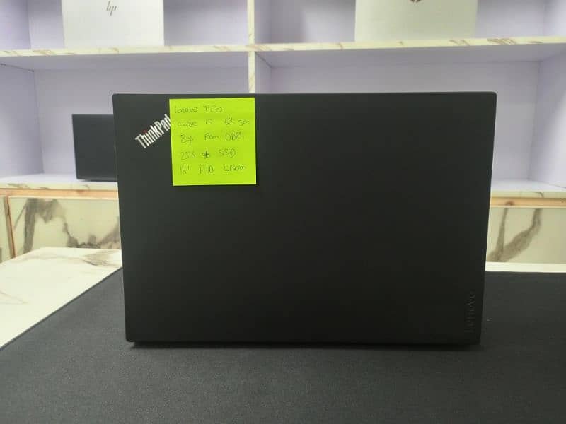 Lenovo Thinkpad T470 core i5 6th Gen 8/256 gb 9