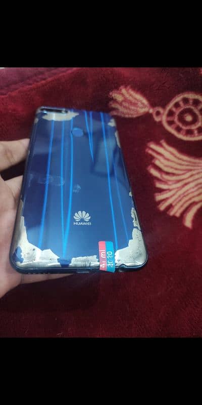 Huawei y7 2018 4/64 2