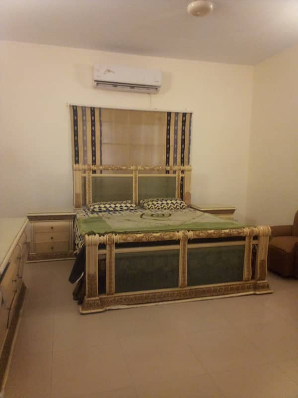 Female room Available full furnished Defence phase 6 0