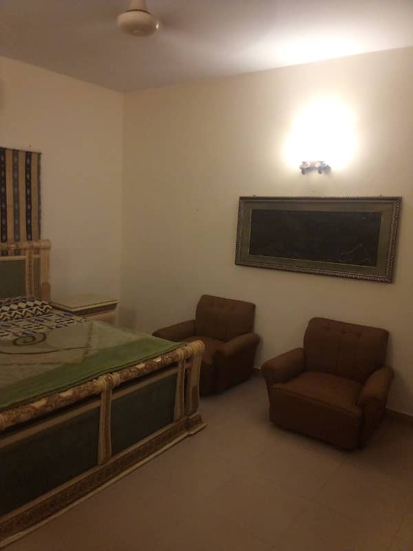 Female room Available full furnished Defence phase 6 6