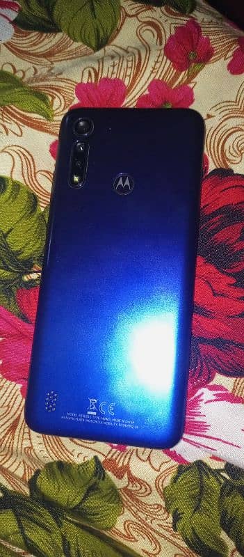 Moto G8 power lite 6