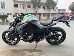 Kawasaki Z1000 2023 model 400cc EFI BIKE / 100% ORIGNAL / ONLY 500KM