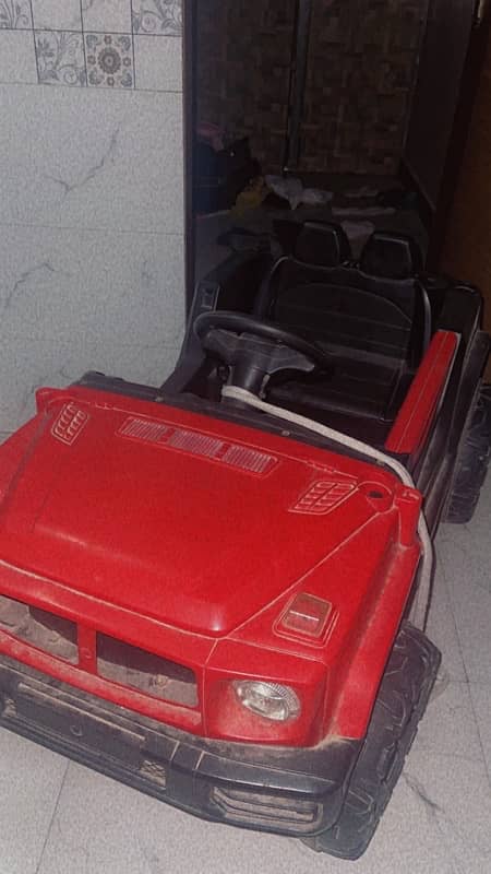 red jeep 7/10 condition 2