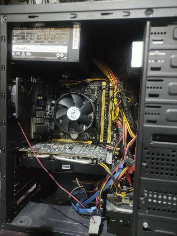 Gaming pc i7 4770k (best condition) 2