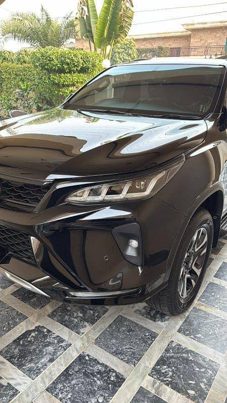 Toyota Fortuner Legender 2023 1