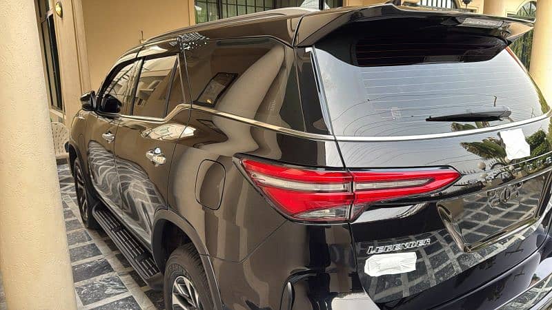 Toyota Fortuner Legender 2023 2