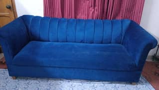 Sofa Set 05 Seater (Almost Brand New)