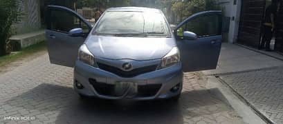 Excellent condition Toyota Vitz 2014