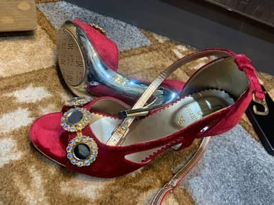 causal heel