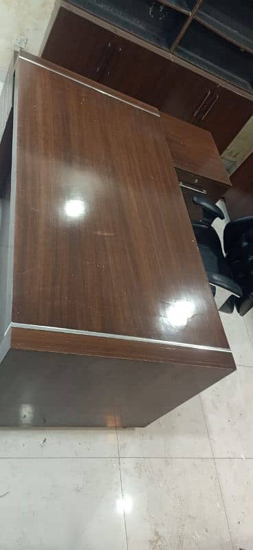 Office Table Executive premium 2