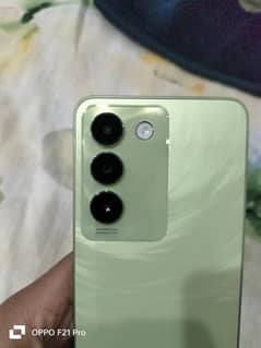 vivo y100  (8+8)