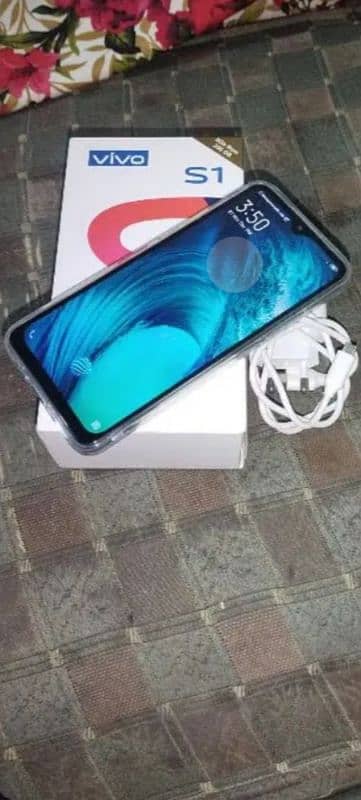 Vivo s1 8gb 128gb in neat condition bilkul okay 4