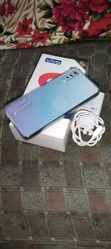 Vivo s1 8gb 128gb in neat condition bilkul okay 5