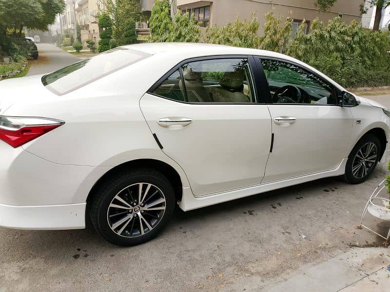 Toyota Corolla Altis 1.6 Automatic Special Edition 2022 4