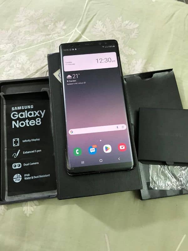 Samsung note 8 with box 1