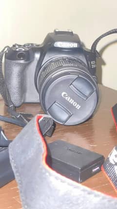 Canon EOS 250D with 18-55mm Lens