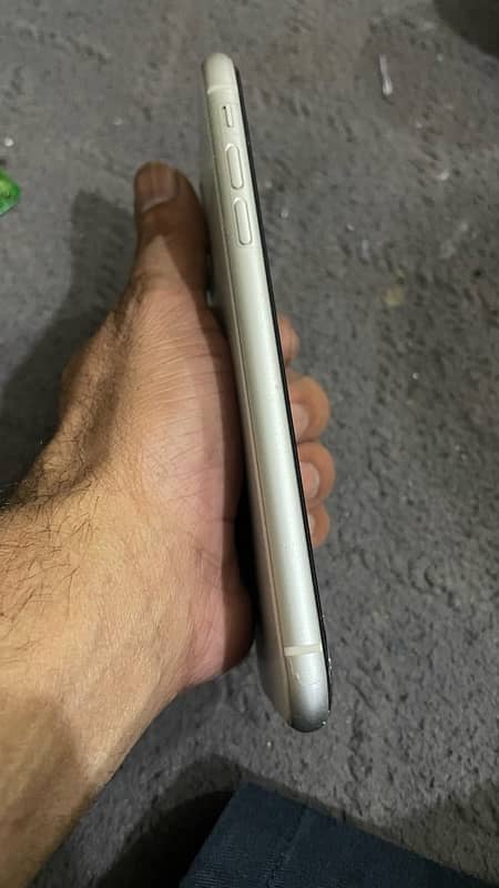 iPhone 11 - 64GB - PTA APPROVED - with Box - White 6