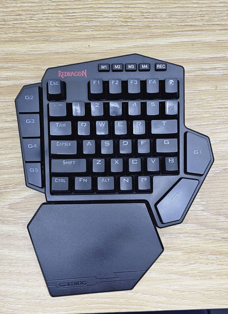 Redragon K585 DITI Mechanical Gaming KeyBoard (negotiable price!) 4