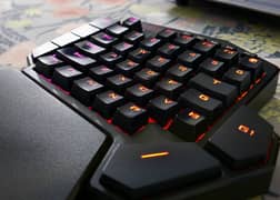 Redragon K585 DITI Mechanical Gaming KeyBoard (negotiable price!)