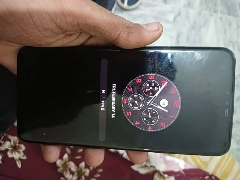 lg v40thinq 6gb 64gb non pta all ok 1