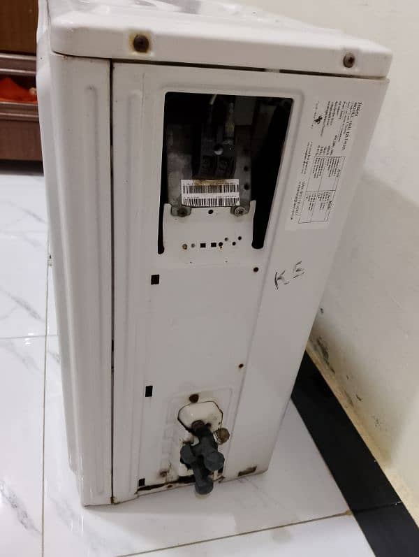 Hair ac Running condition No any single issue gas lock 8