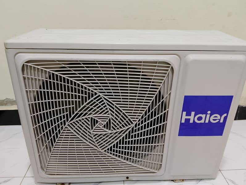 Hair ac Running condition No any single issue gas lock 11