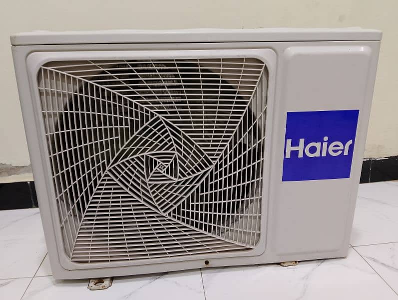 Hair ac Running condition No any single issue gas lock 12