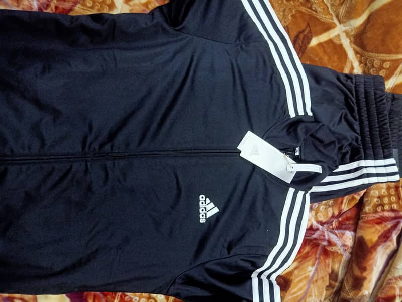 Adidas UK Tracksuit brandnew genuine Black 8