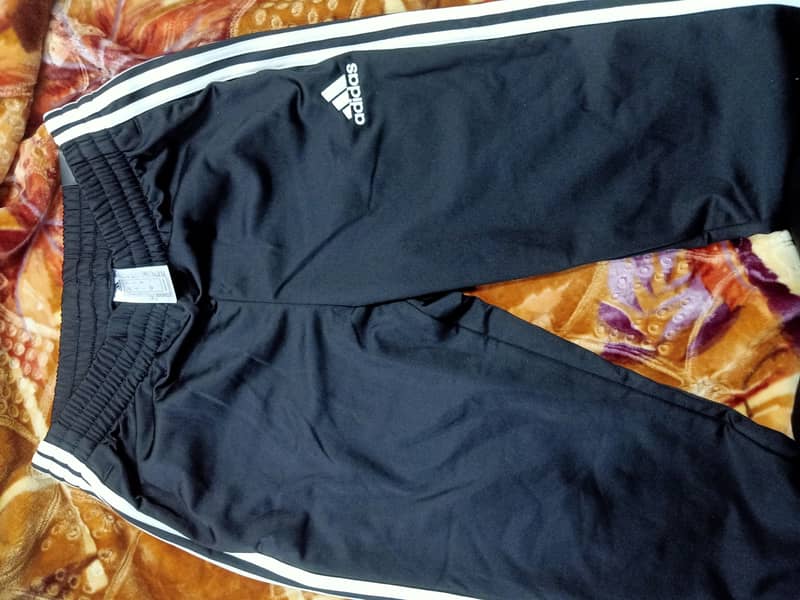 Adidas UK Tracksuit brandnew genuine Black 9