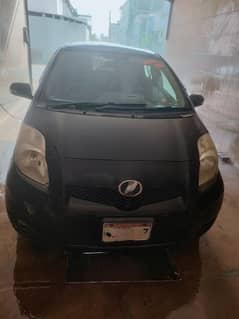 Toyota Vitz 2010