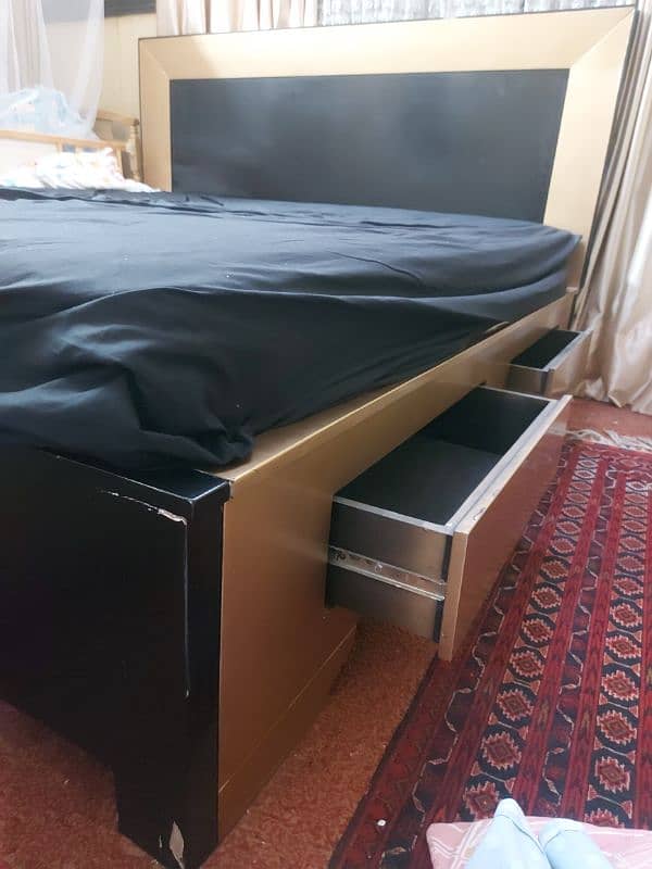 king size bed  full set and baby bed 5