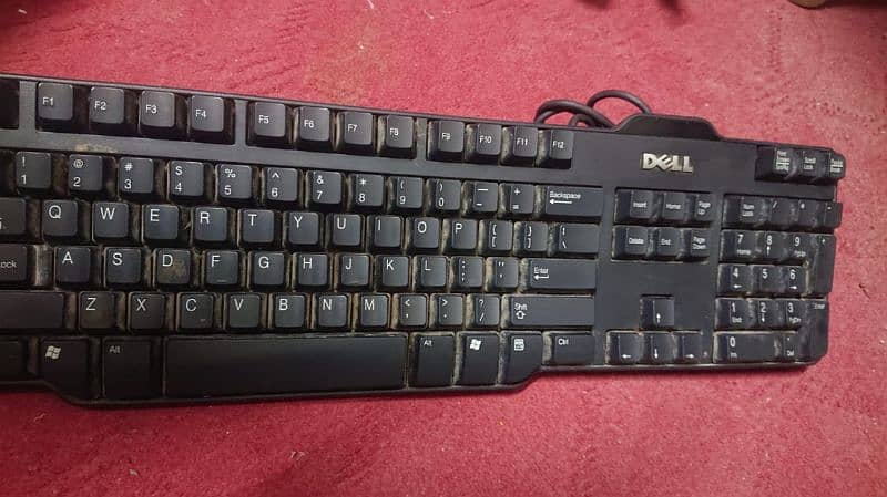 Dell original keyboard and 4