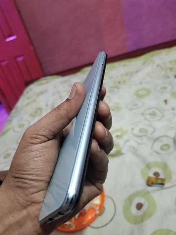 vivo y20 with box penal chenge 3