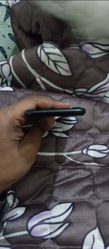 Iphone 7 128gb PTA APPROVED 5