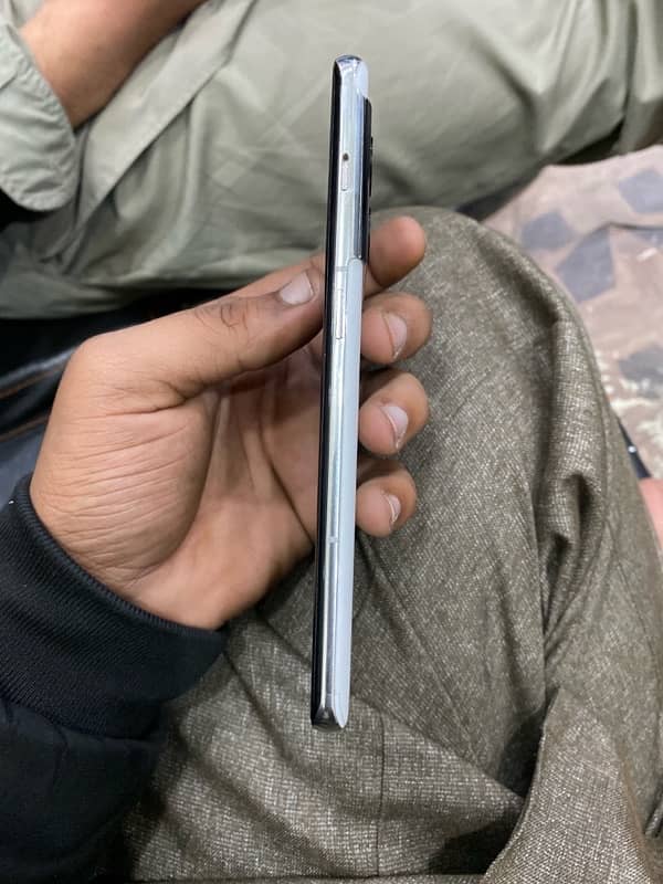 one plus 10 Pro 5g Condition 10/10 12gb 512 gb Non pta All ok Good 2