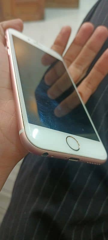 iphone 6s 10/10 64gb 1