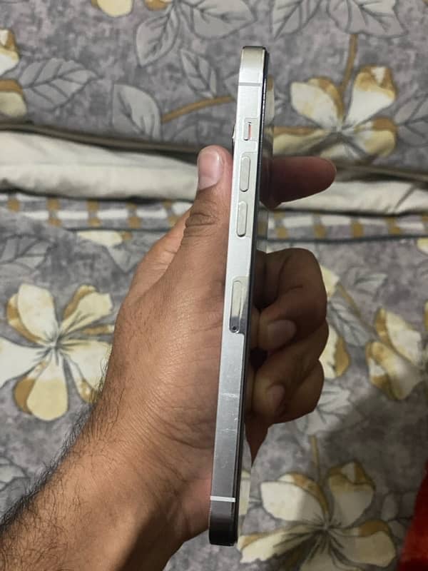 iphone 14 pro max 128GB 4