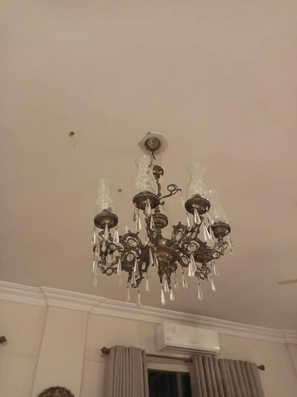 Irani Chandelier 1