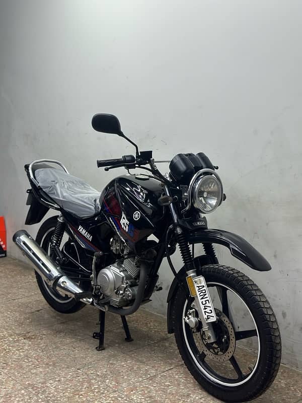 yamaha ybr125g 2023 model ( 9000 km used only ) 0