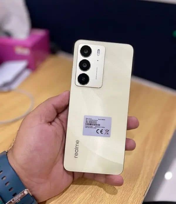 Realme C75 8GB 128 GB 11 Month warranty 10/10 2