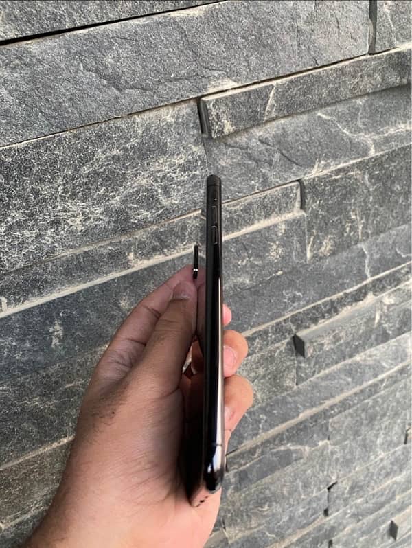 iPhone XS Max 256GB 7