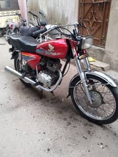 Honda khaniwal 2002 in lalukhet 03112332537