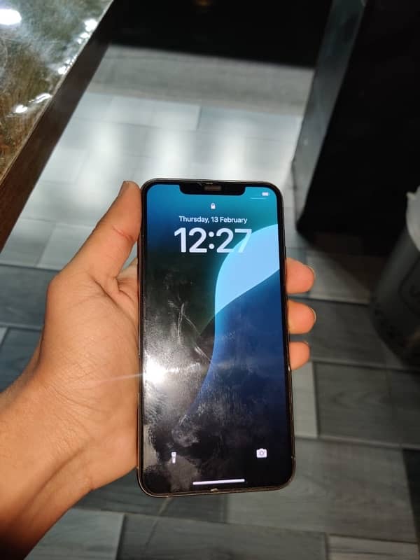 iphone 11 pro max 256 gb (Pta approved ) with box 3