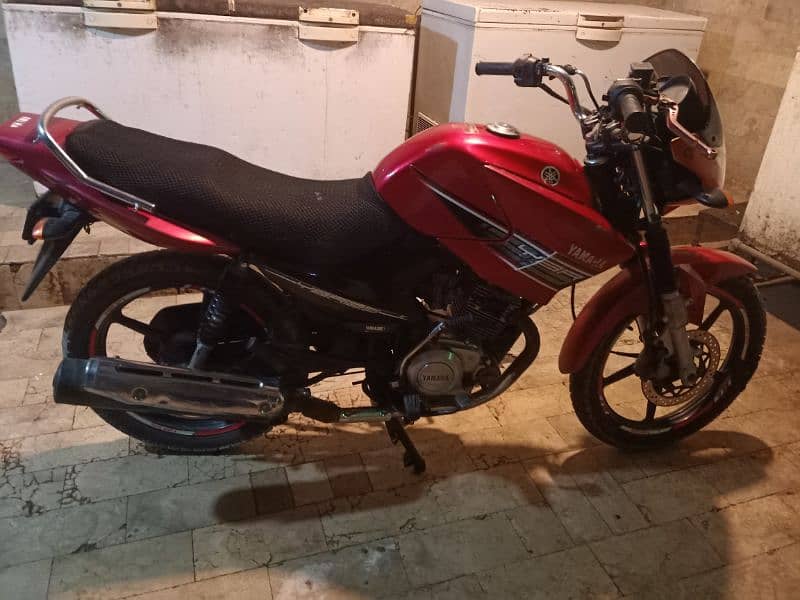 ybr 2015 model 2