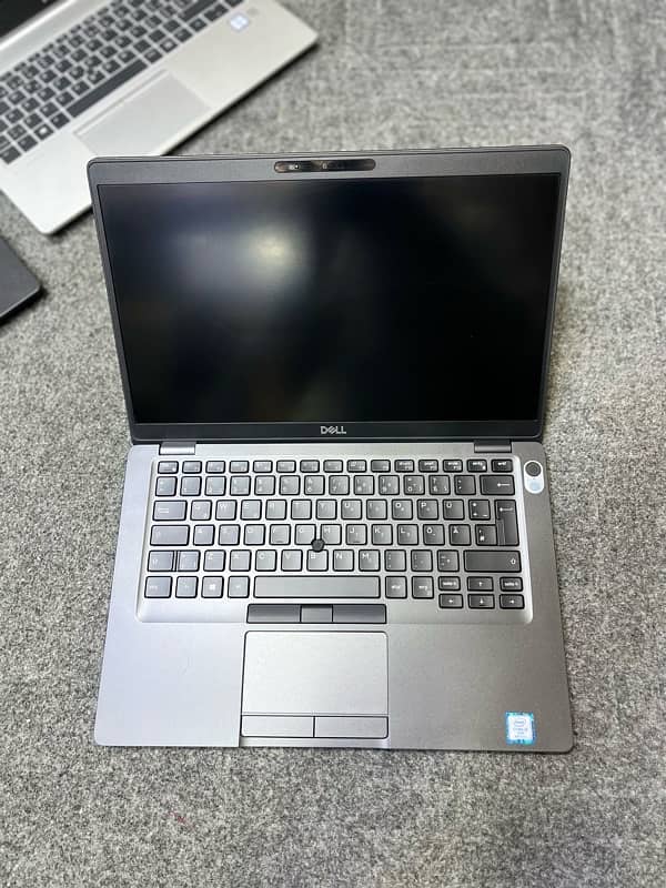 Dell Latitude 5400 - Core i5 8th Gen - 8gb Ram 256gb ssd 2