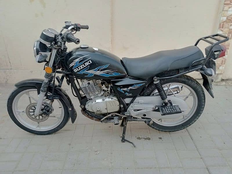 SUZUKI GS150CC 2019 MODEL KARACHI NUMBER 0